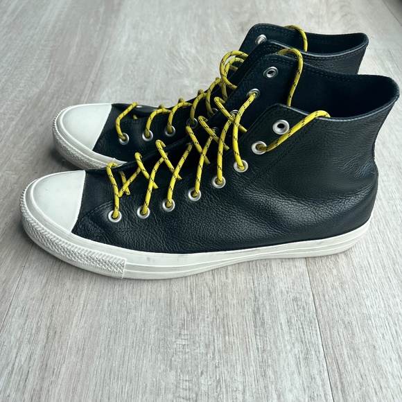 Converse, Chuck Taylor All Star HI Leather Mens Size 11, Black/Bold Citron/Egret - Picture 4 of 9